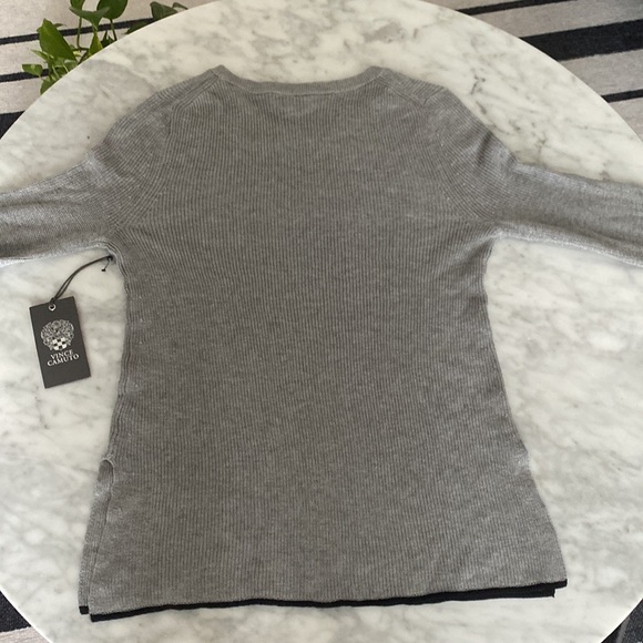 Vince Camuto - XSP Gray Sweater - New with Tags - Picture 5 of 10